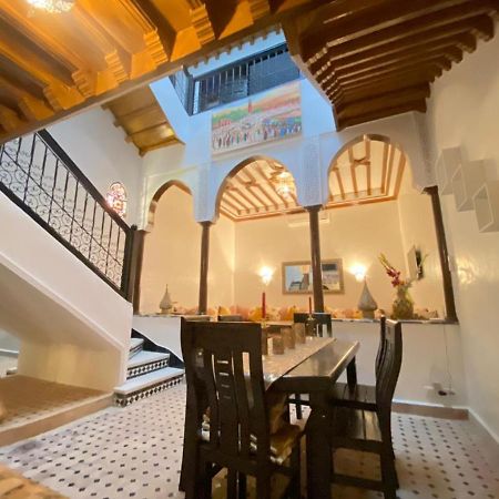 Un Riad Pour Se Divertir En Famille & Se Detendre มาร์ราเกช ภายนอก รูปภาพ